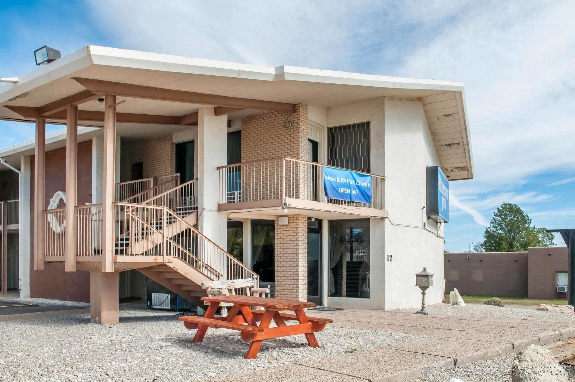 Rodeway Inn Whites City Exterior foto