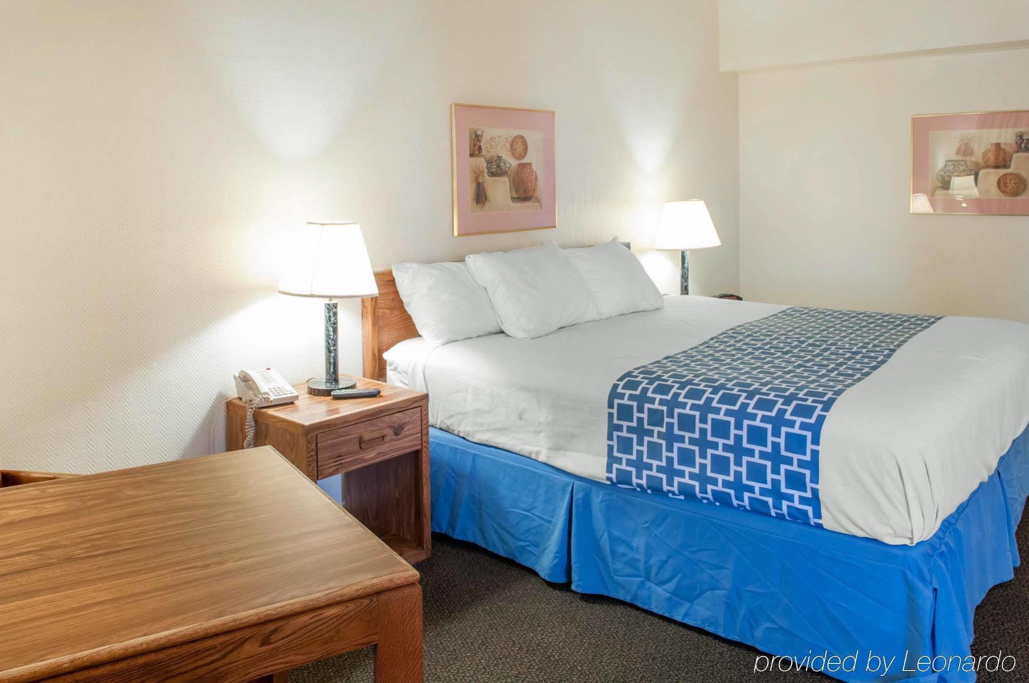 Rodeway Inn Whites City Exterior foto