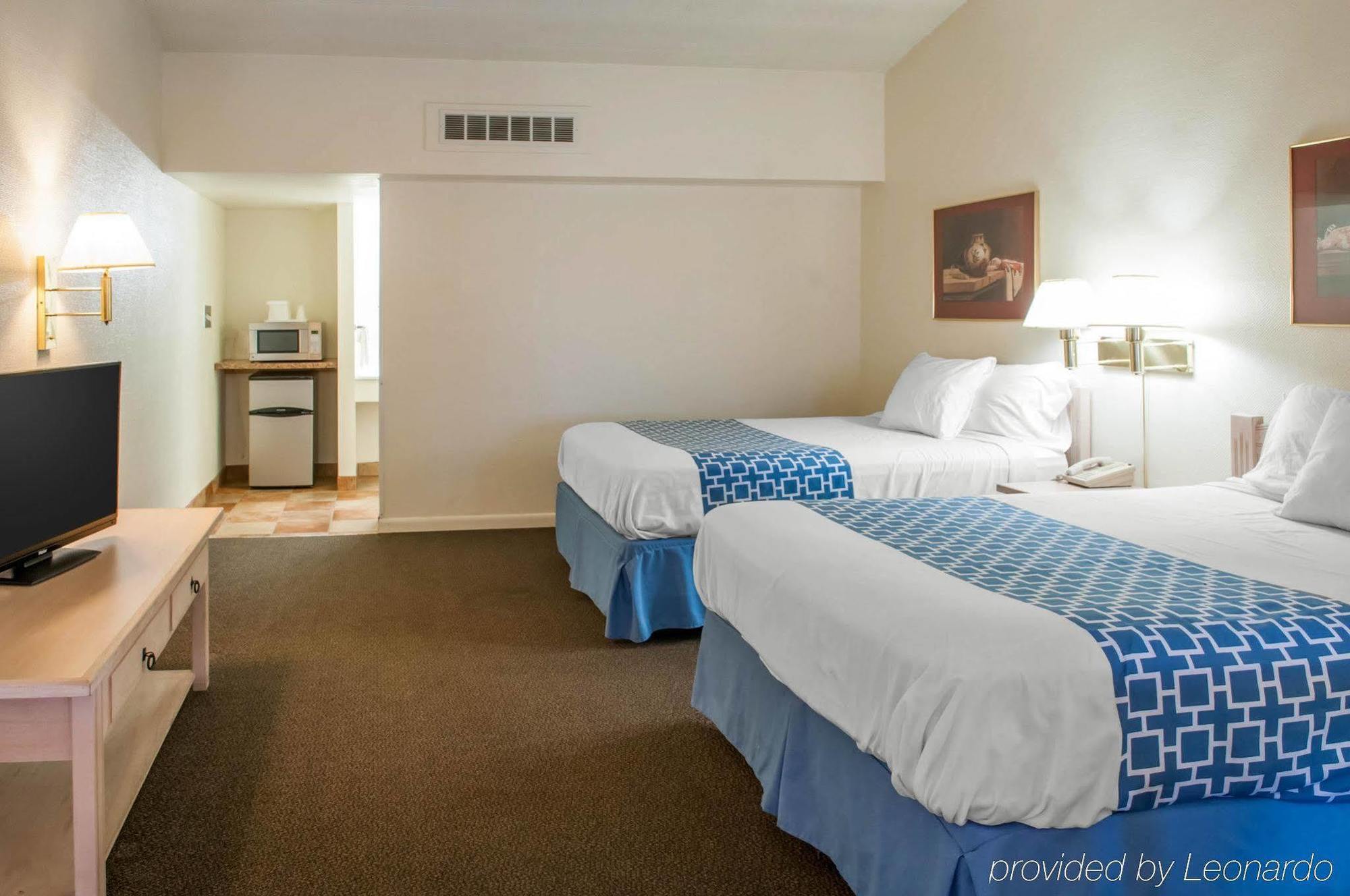 Rodeway Inn Whites City Exterior foto